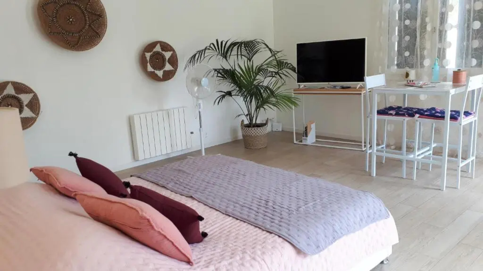 Studio Independant Mios Bourg