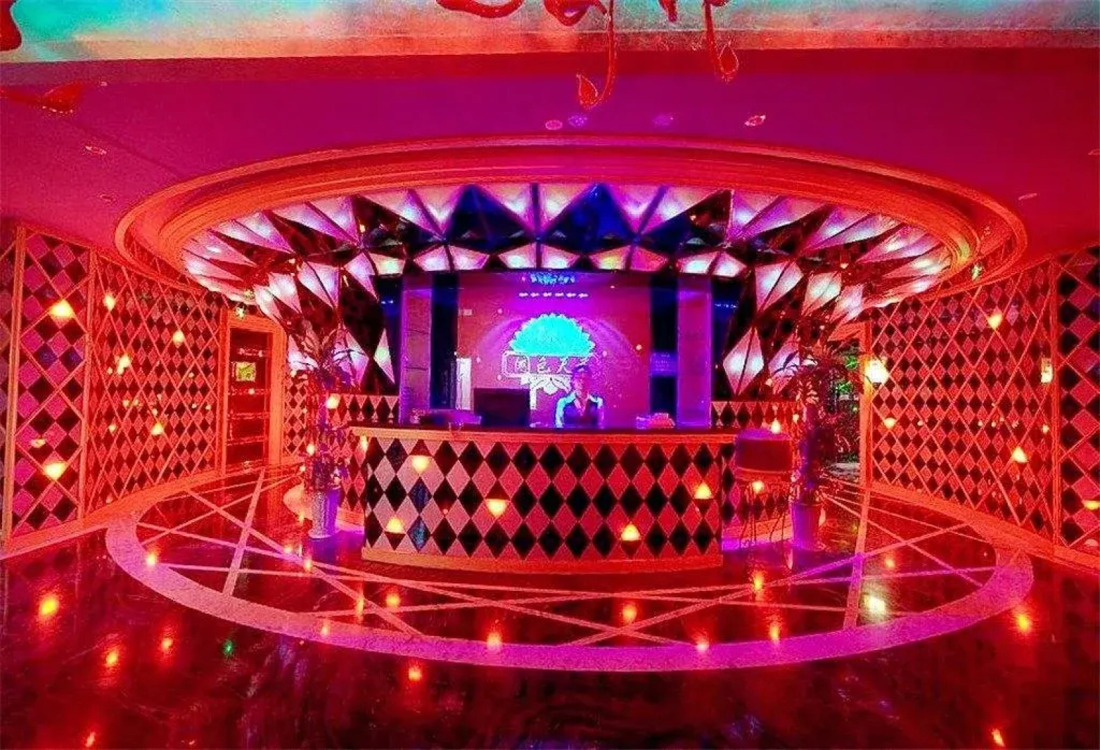 Imperial Court Hotel Gezhouba VIP Building