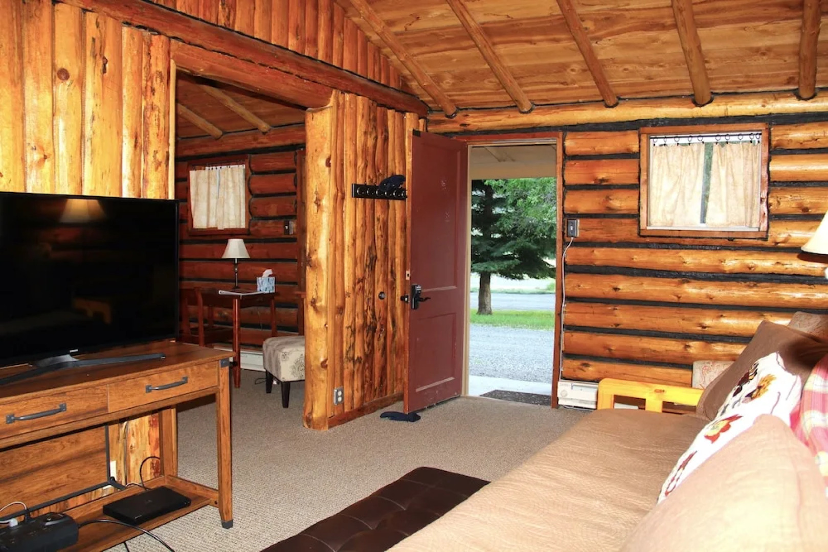Yellowstone Hot Spring Cabins