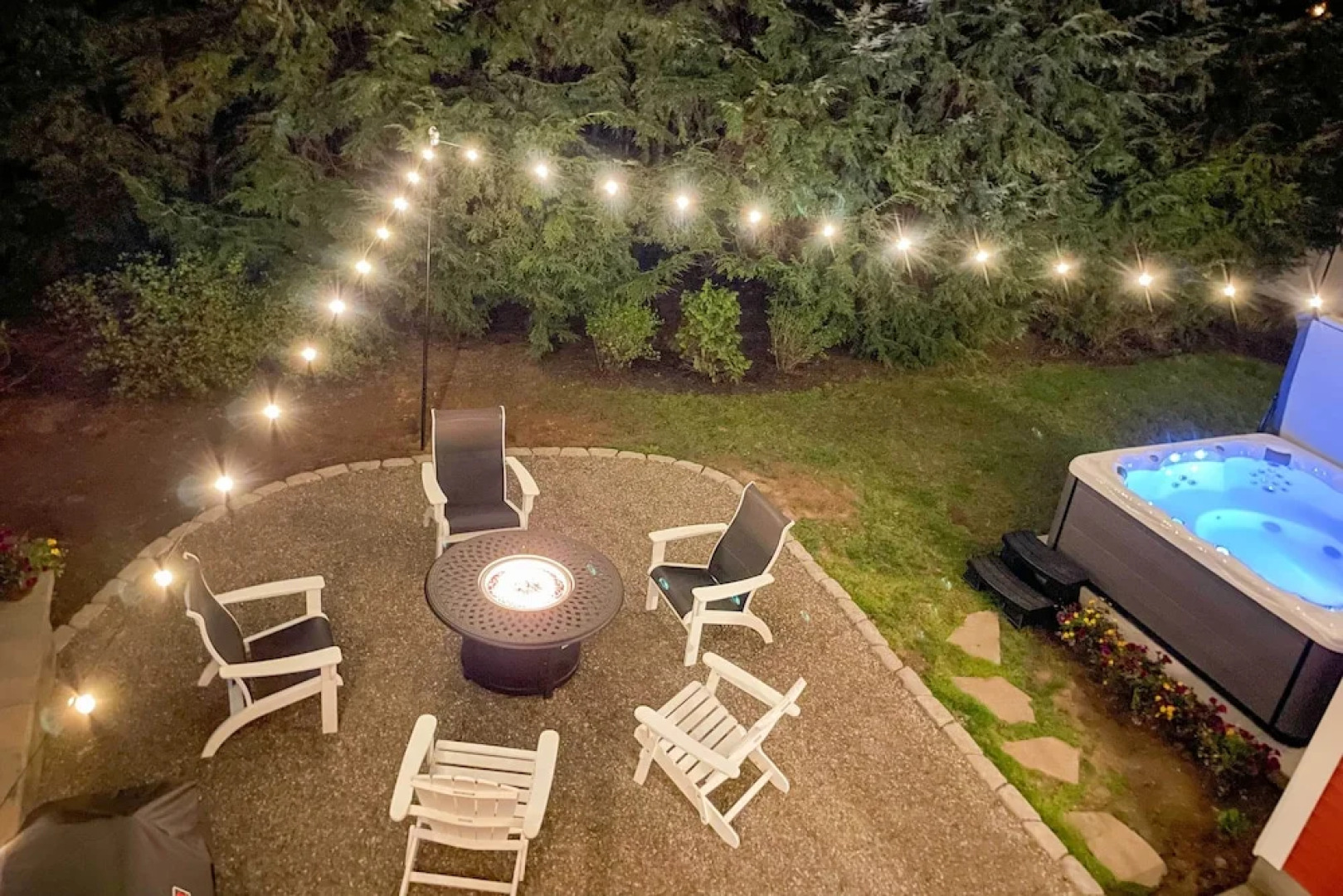 Family-friendly Retreat w/ Hot Tub: 1 Mi to Dtwn