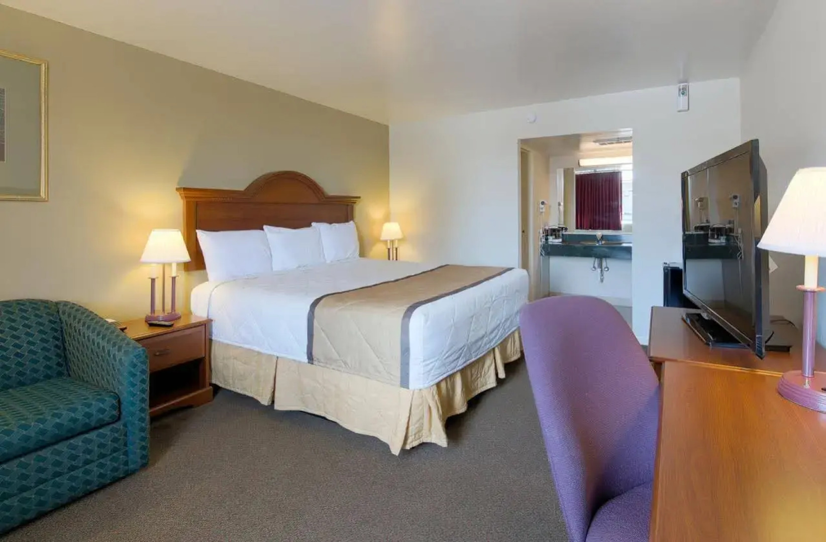 Travelodge by Wyndham Lynchburg