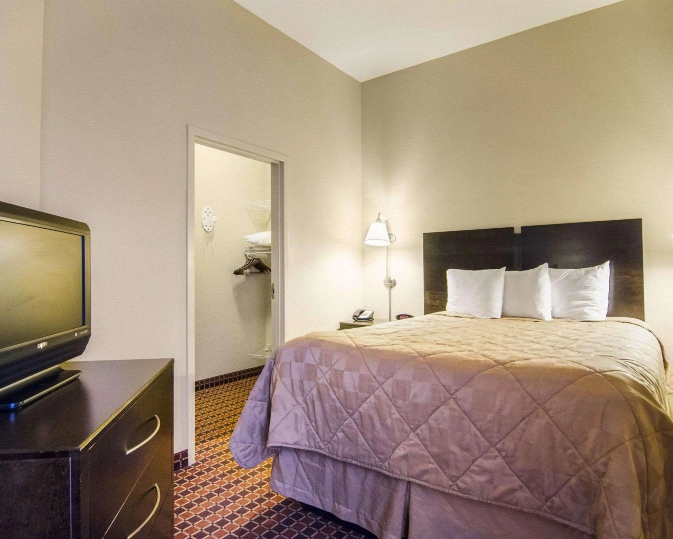 Mainstay Suites Rogers