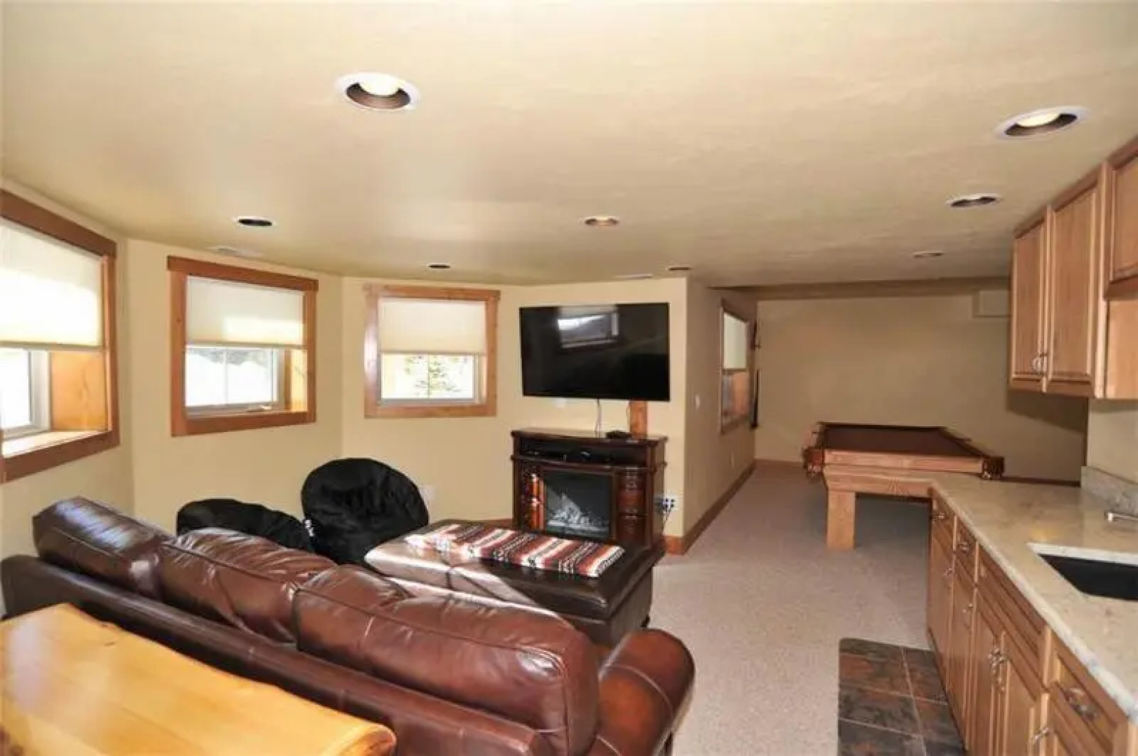 120 Rachel Lane Private Home with Hot Tub