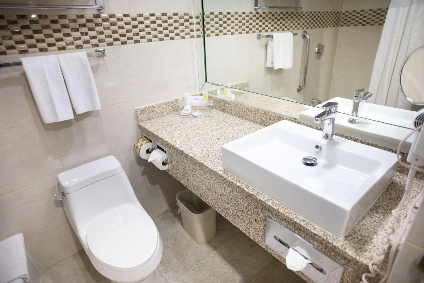 Best Western Plus Monterrey Colon