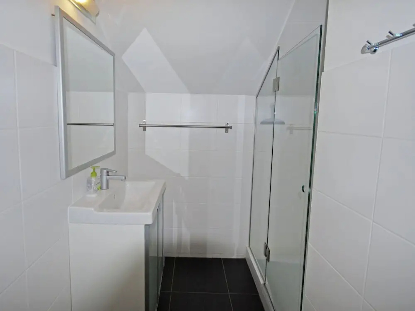 Holiday Home With Large Garden, Private Swimming Pool, Beautiful View and Directly by the Piste