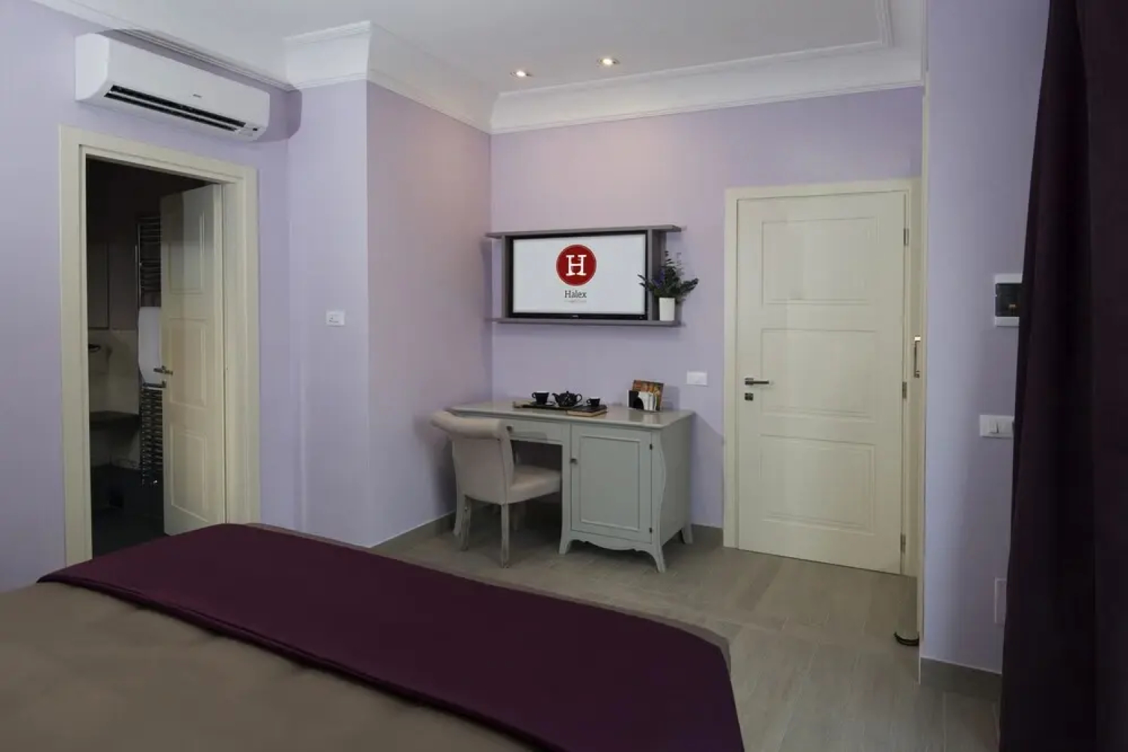 Halex Room & Food