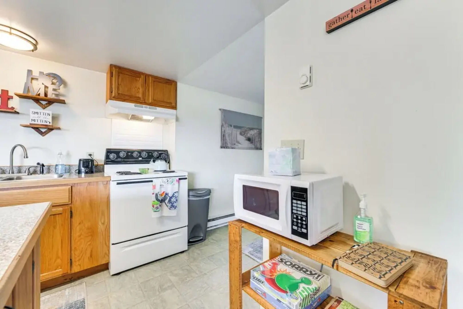 Cozy Apt < 1 Mi Near Lake Huron & Mackinac Island!