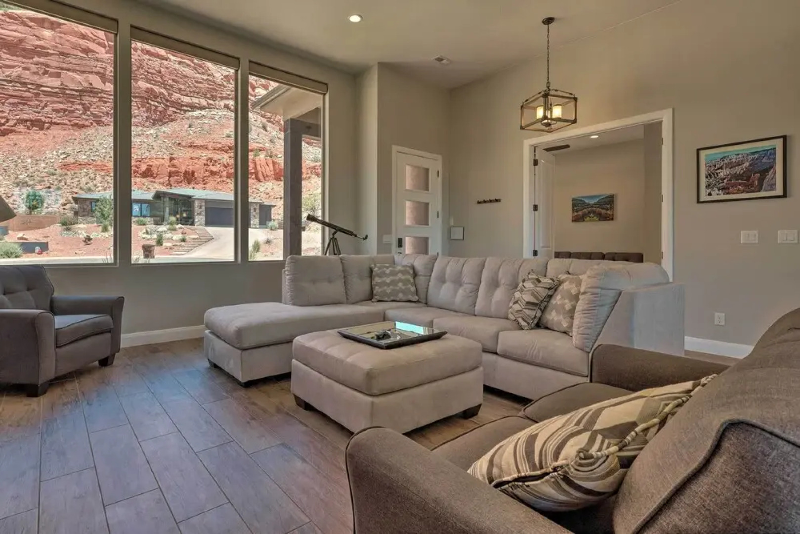 Stunning Kanab Home - Amazing Red Rock Views!