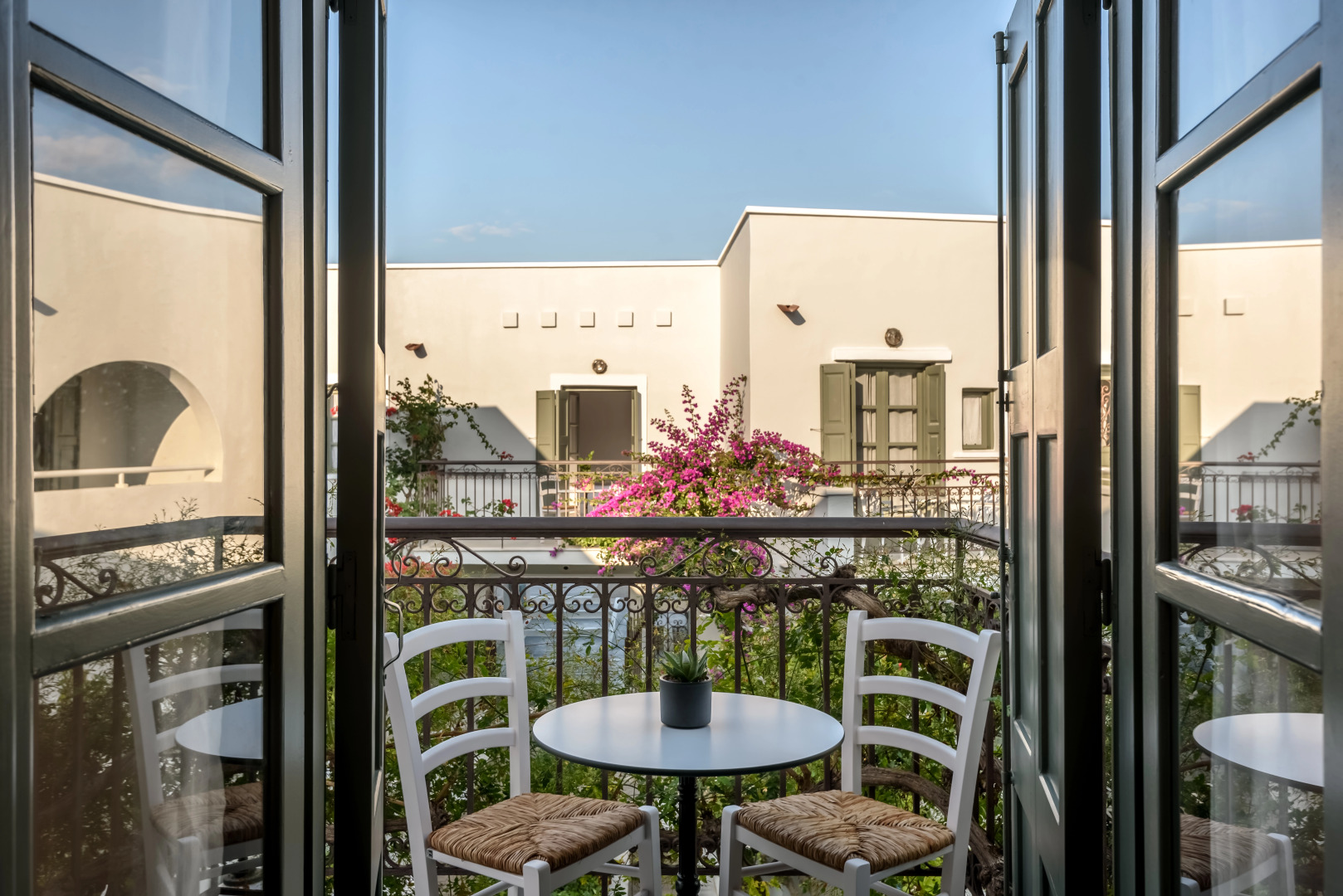 Nissia Kamares Hotel Apartments