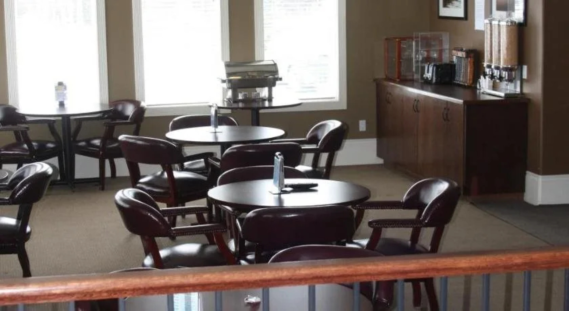 Lakeview Inns & Suites - Edson Airport