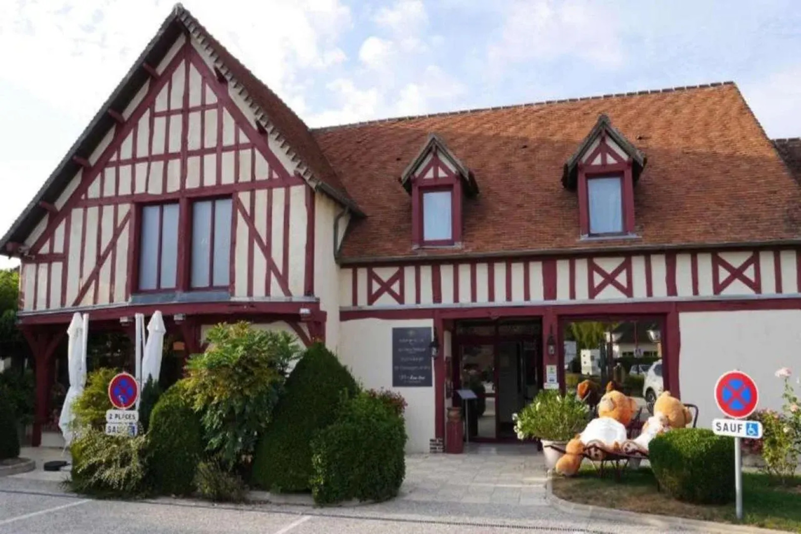 Logis Hotel Auberge du Lac