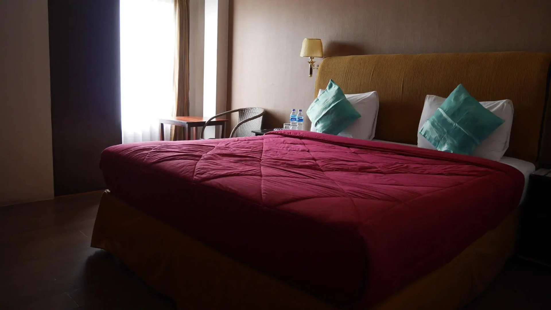 THE Hotel