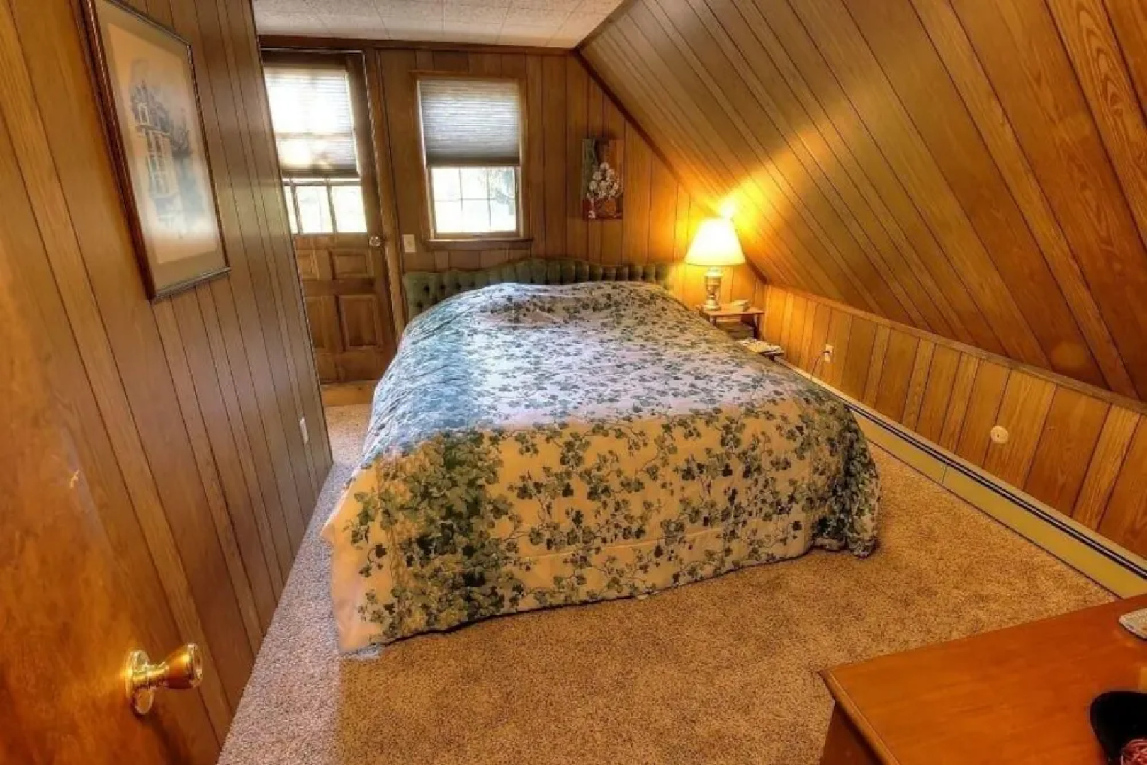 Mountain Watch 4 Bedroom Chalet by RedAwning