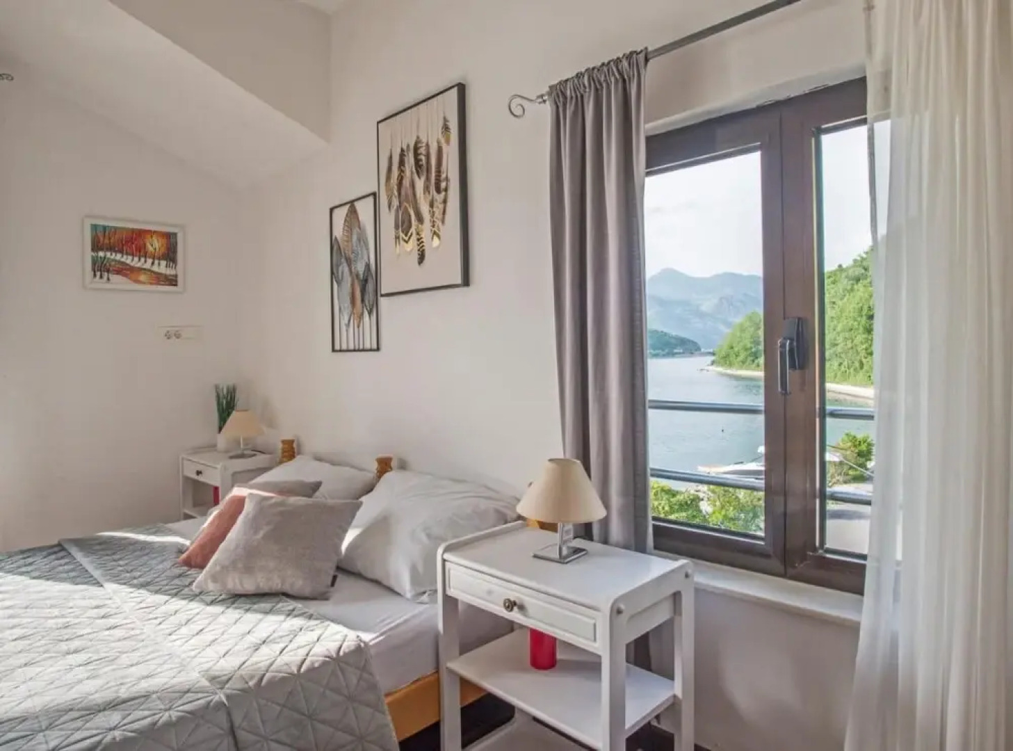 Studio Flat With View Near Beach in Tivat
