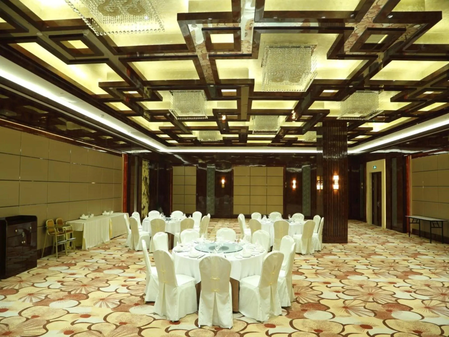 Yangzhou Mingfa International Hotel