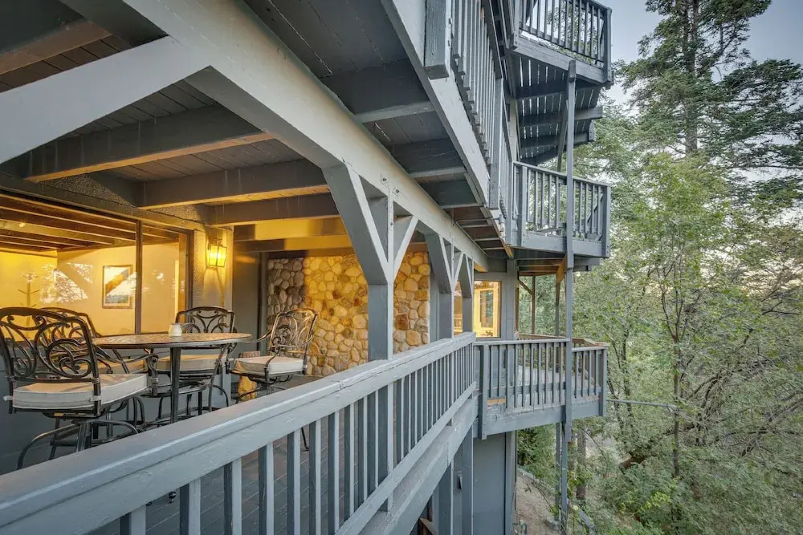 3 Decks, Game Room + Views: Lake Arrowhead Home!