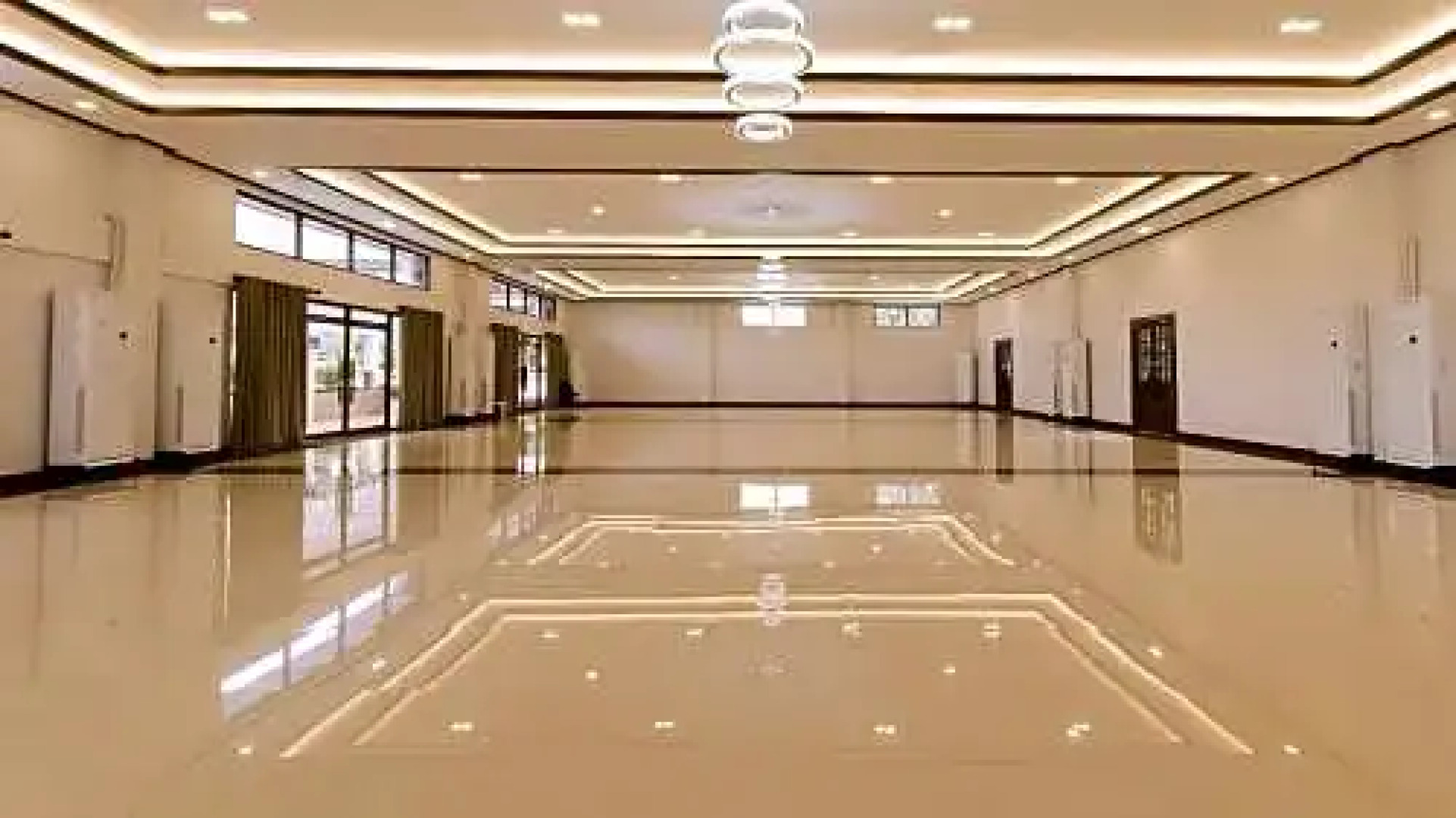 RedDoorz Premium at Trece Indang Road