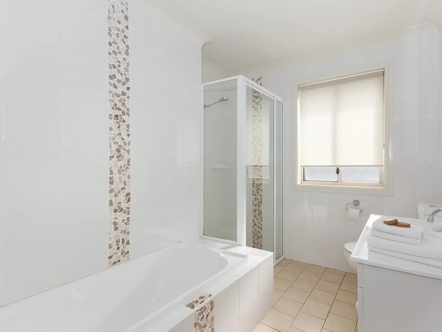 Colonial Court Villas