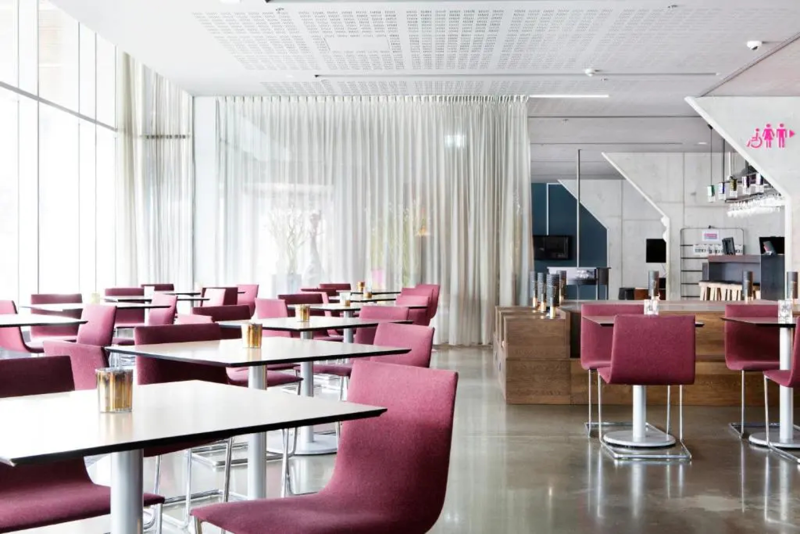 Comfort Hotel Square