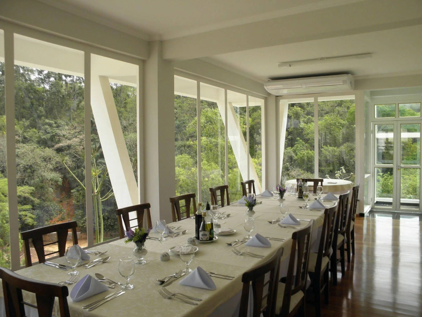 El Shadai Park Hotel