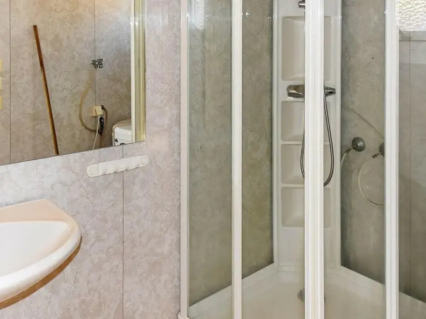 6 Person Holiday Home in Aukra