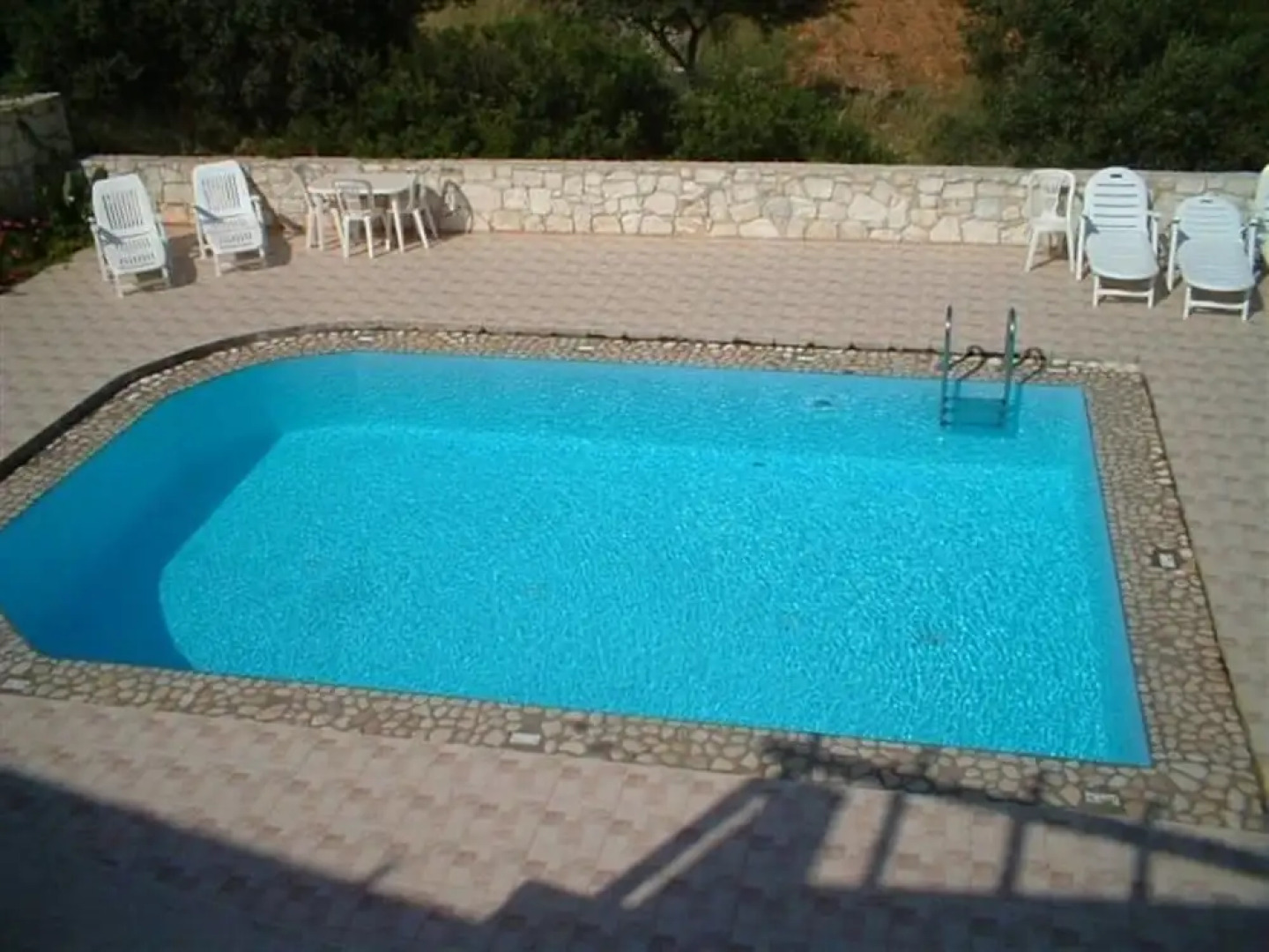 Akrotiri View Villas