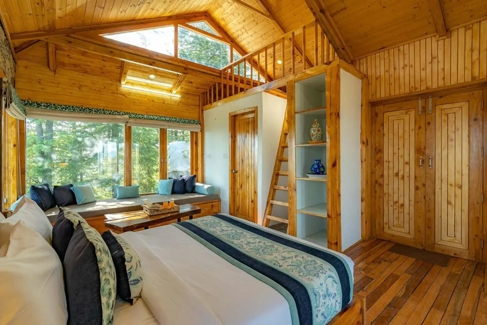 StayVista at DAAFI House with Comp Breakfast