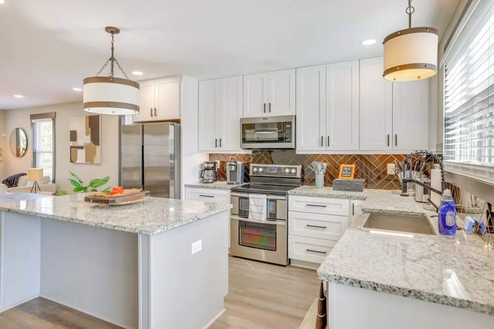 4 Mi to Liberty Bridge: Greenville Getaway w/ Deck