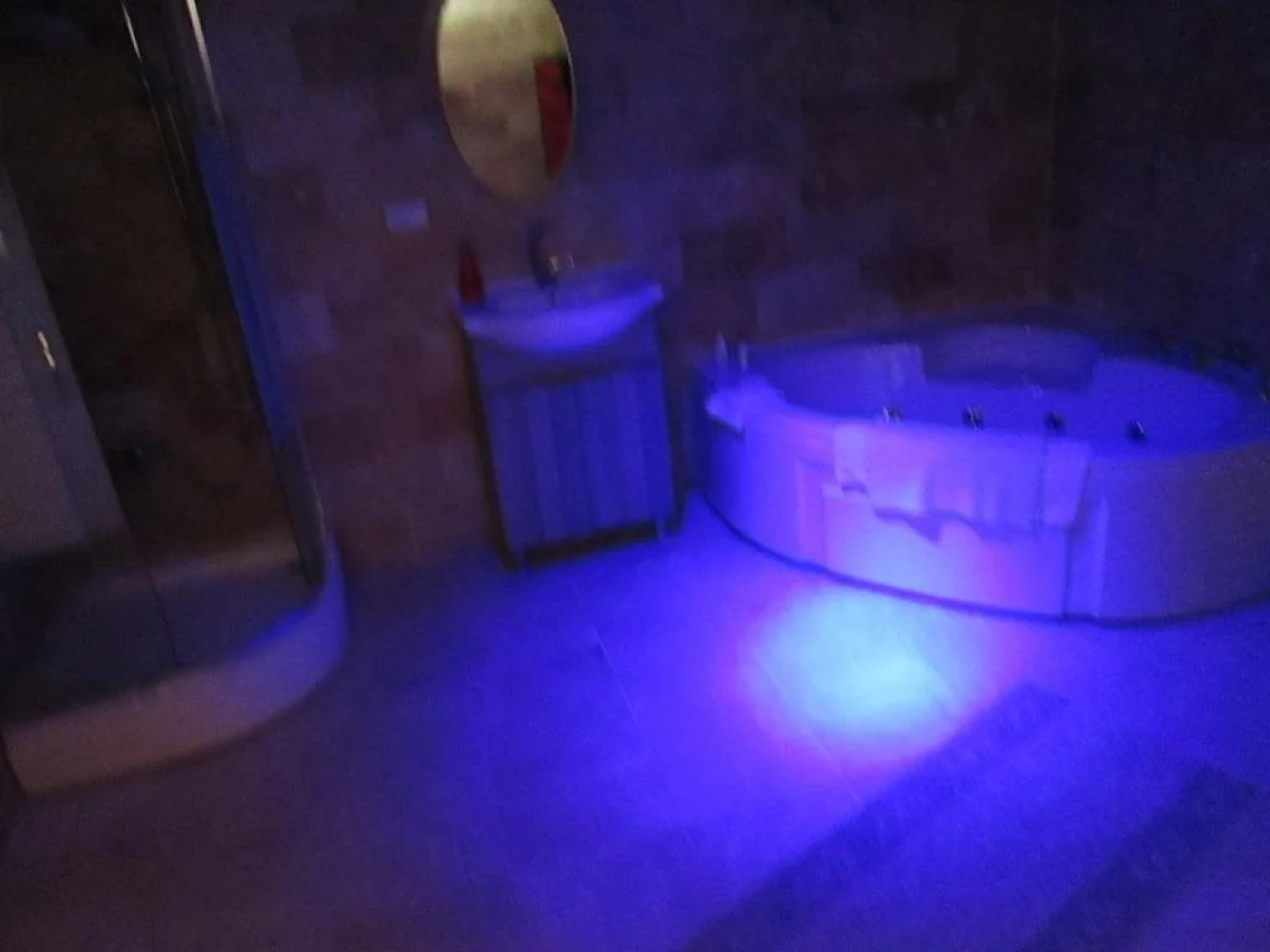 Alexander Cave House