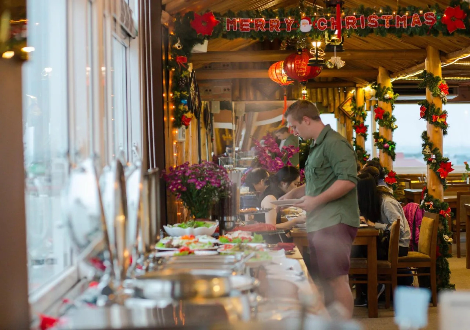 Shining Central Hotel and Spa