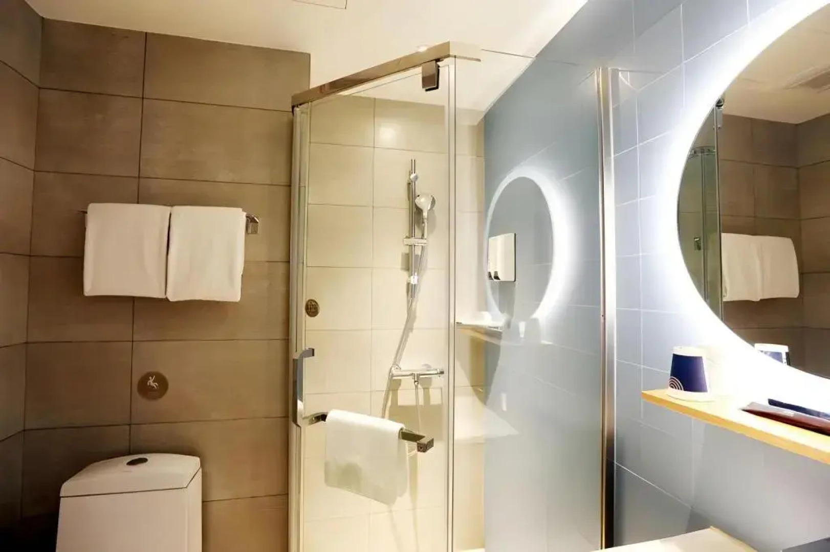 Homeinn Hotel (Hunchun International Passenger Station)