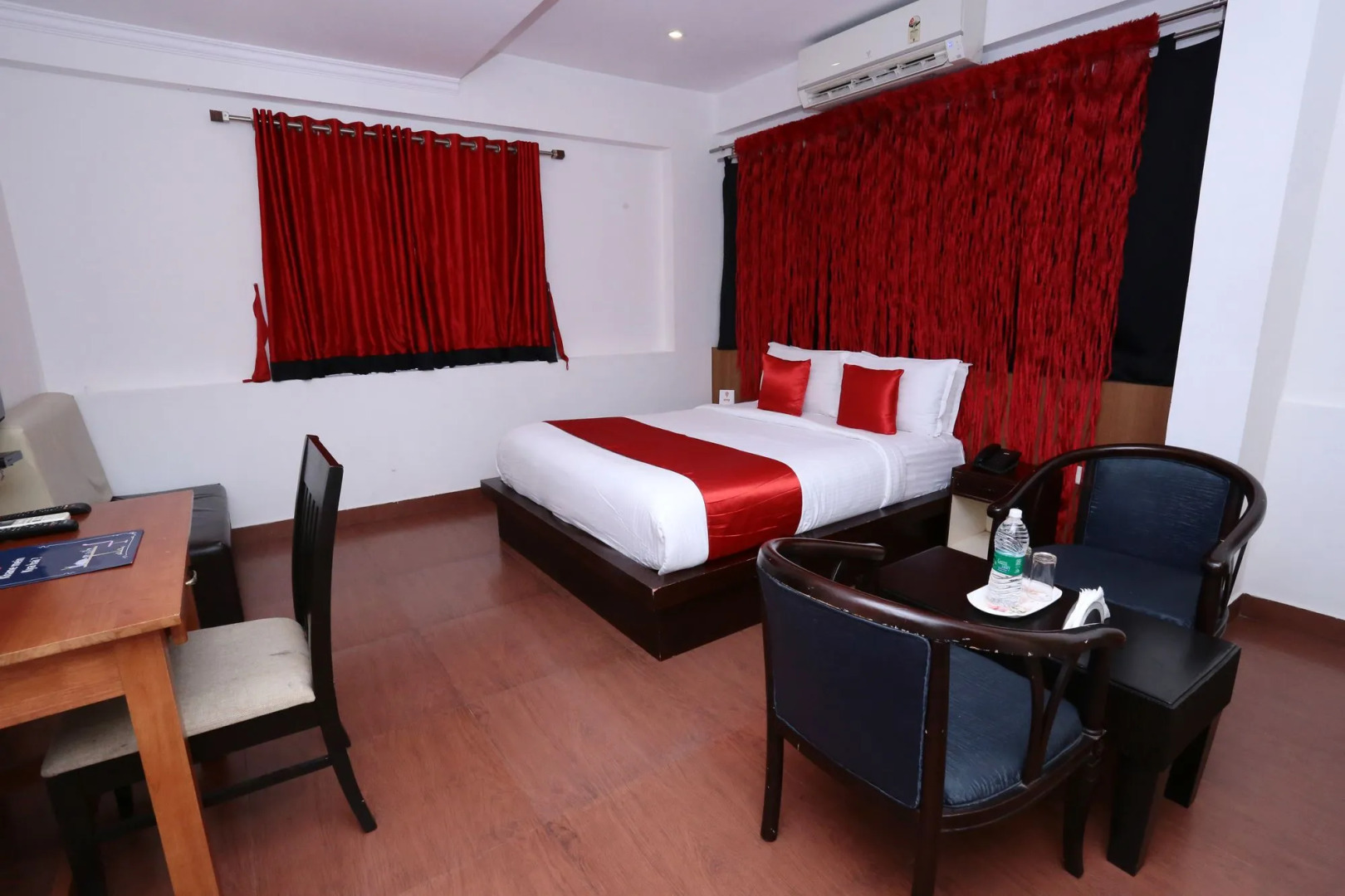 OYO 10612 Near Ernakulam Railway Station