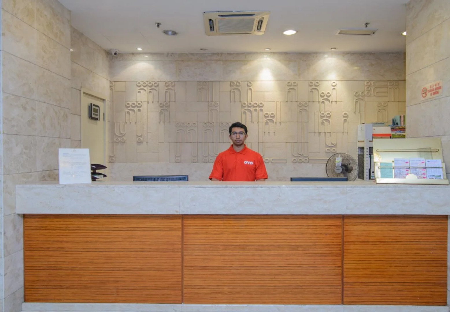 OYO 597 Winner Hotel