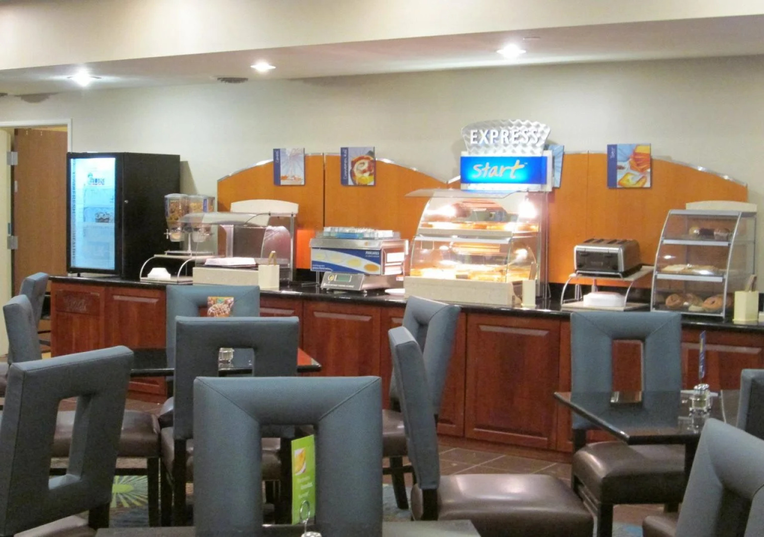 Holiday Inn Express Newell-Chester WV