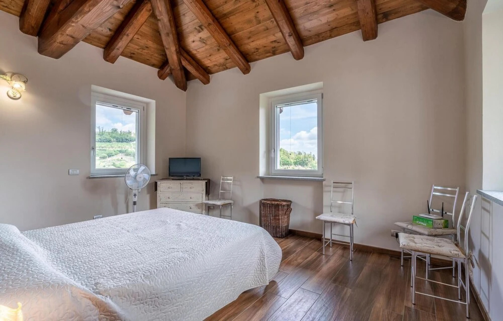 Stunning Home in Castino With Wifi and 4 Bedrooms