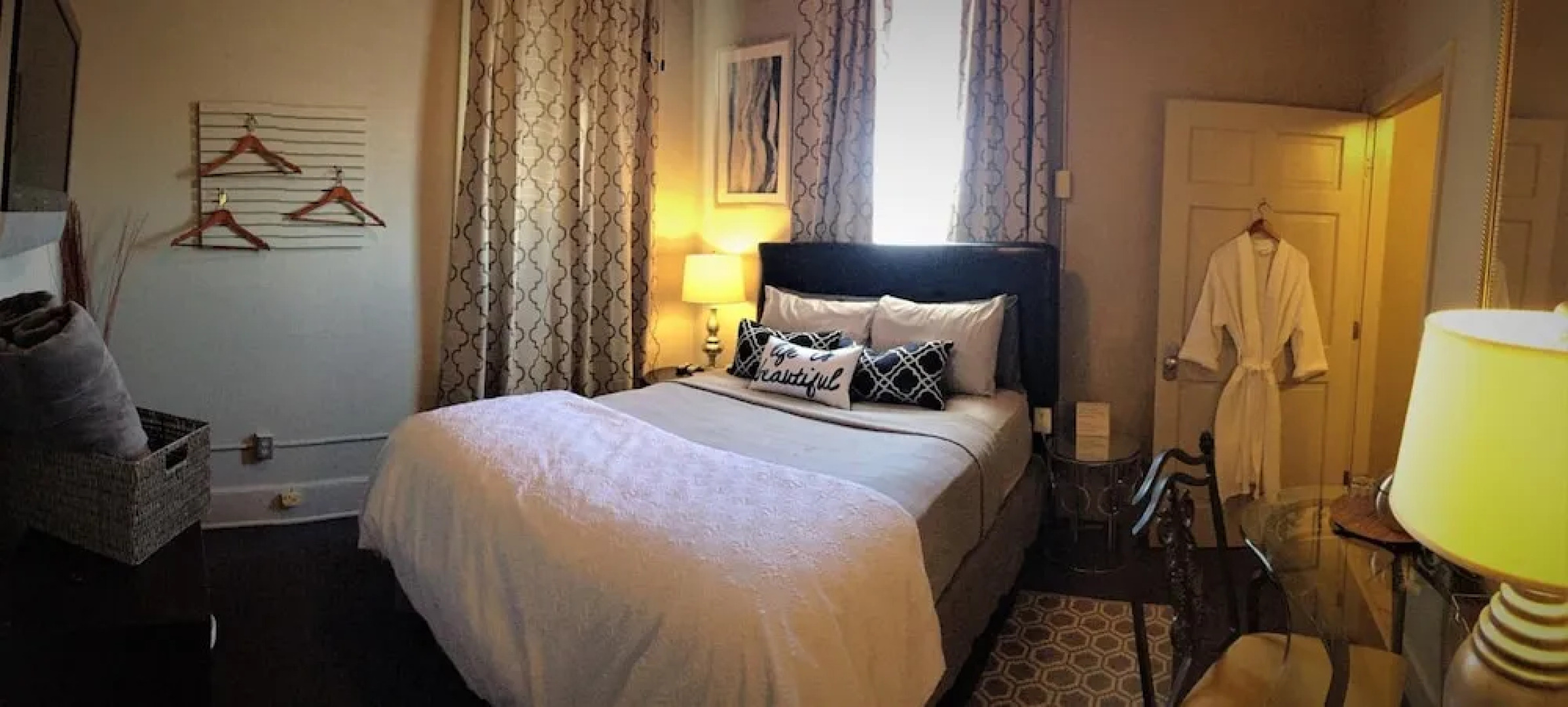 The Loft on the Square Guest Suites