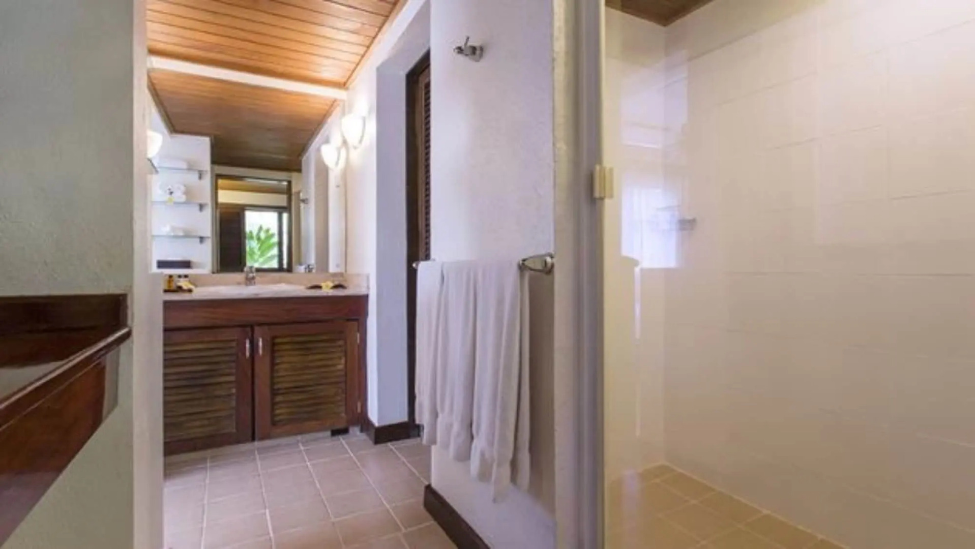 Warwick Le Lagon Resort & Spa, Vanuatu