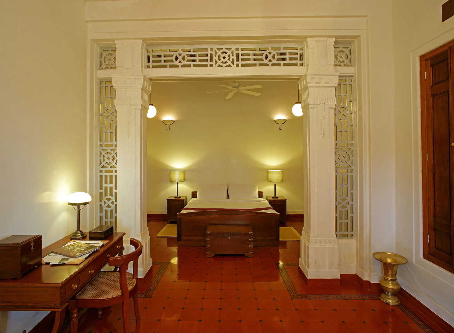 Visalam- Cgh Earth