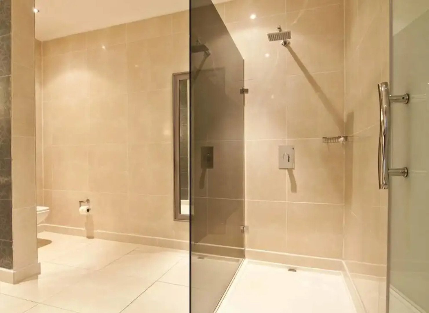 Royal Birds Hotel & Towers