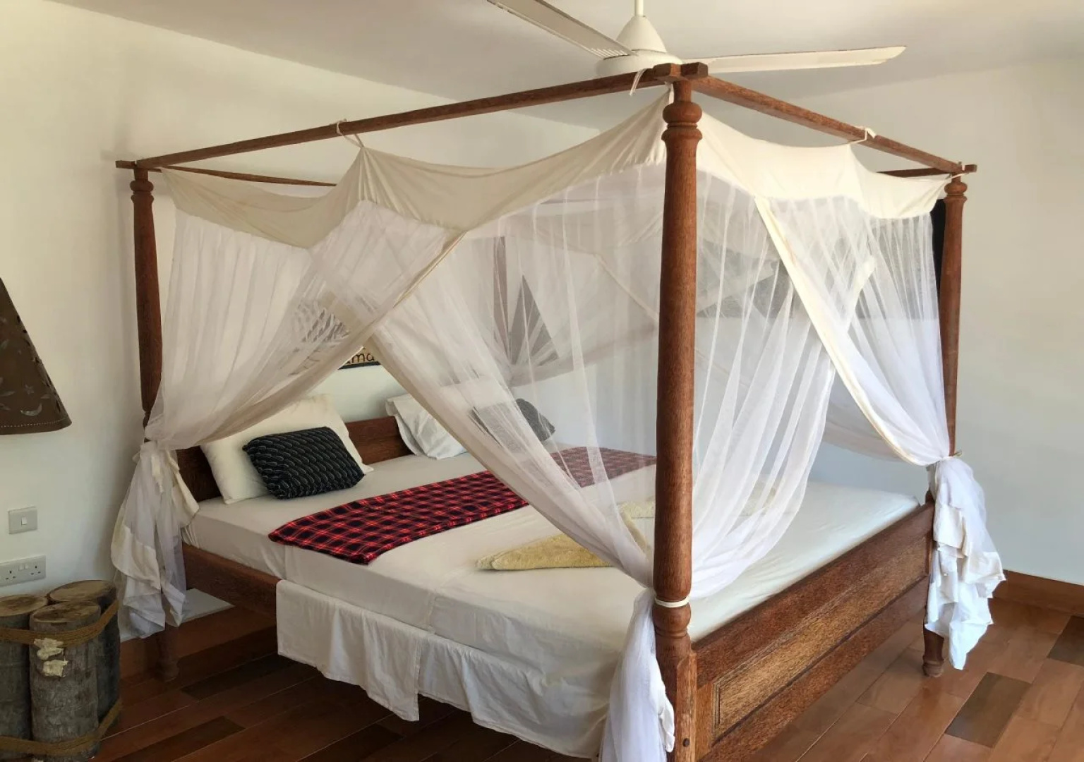 Promised Land Lodge