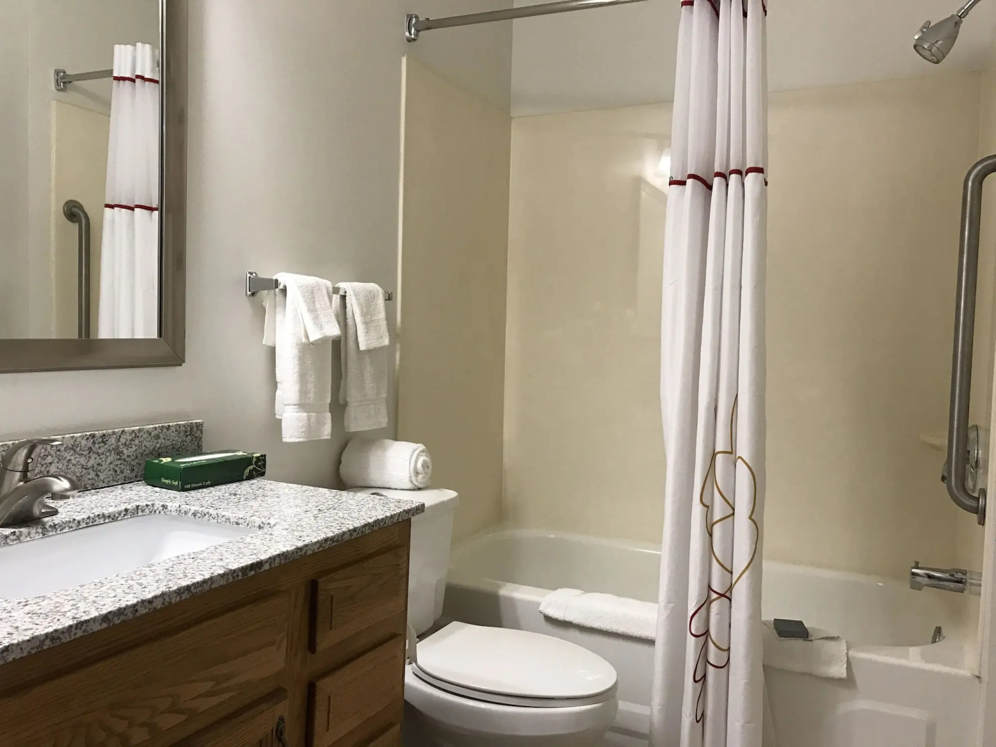 Hawthorn Suites by Wyndham Louisville North