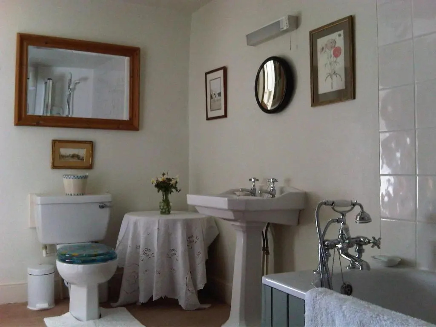 Hound House Bed & Breakfast