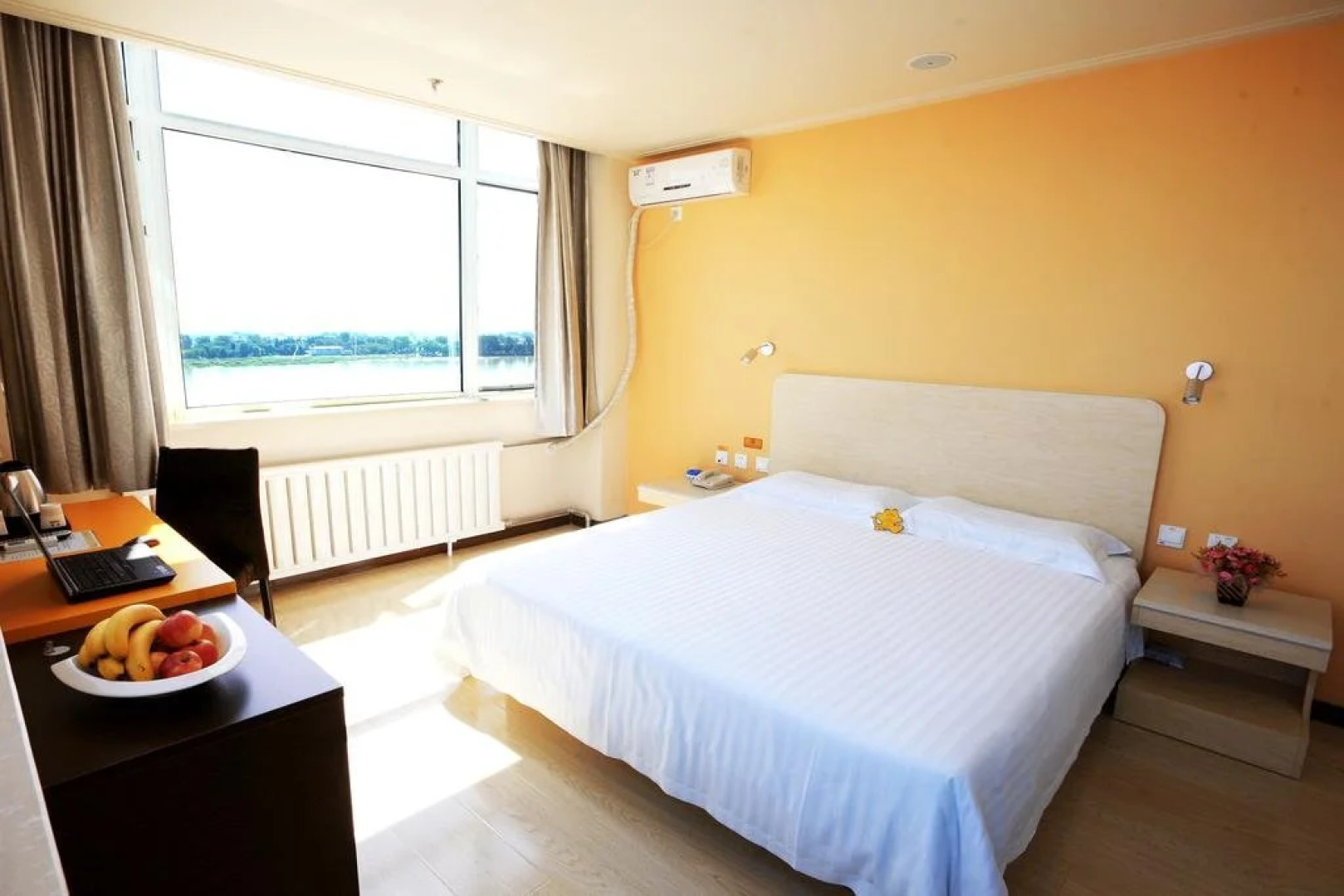 Huyue Hotel Fuxinyingbin Store