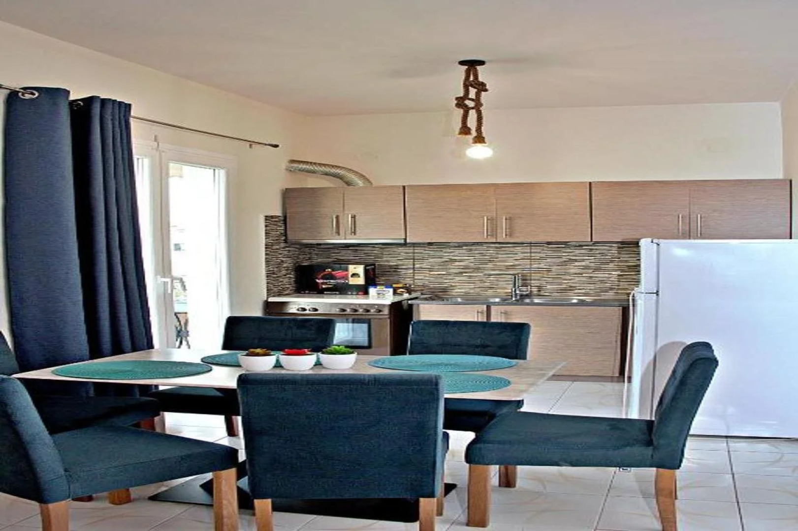 Stork Holiday Apartments - Garden & Sea View