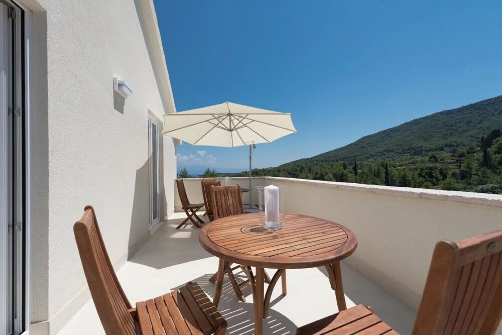 Villa With 4 Bedrooms in Pitve, With Wonderful sea View, Private Pool,