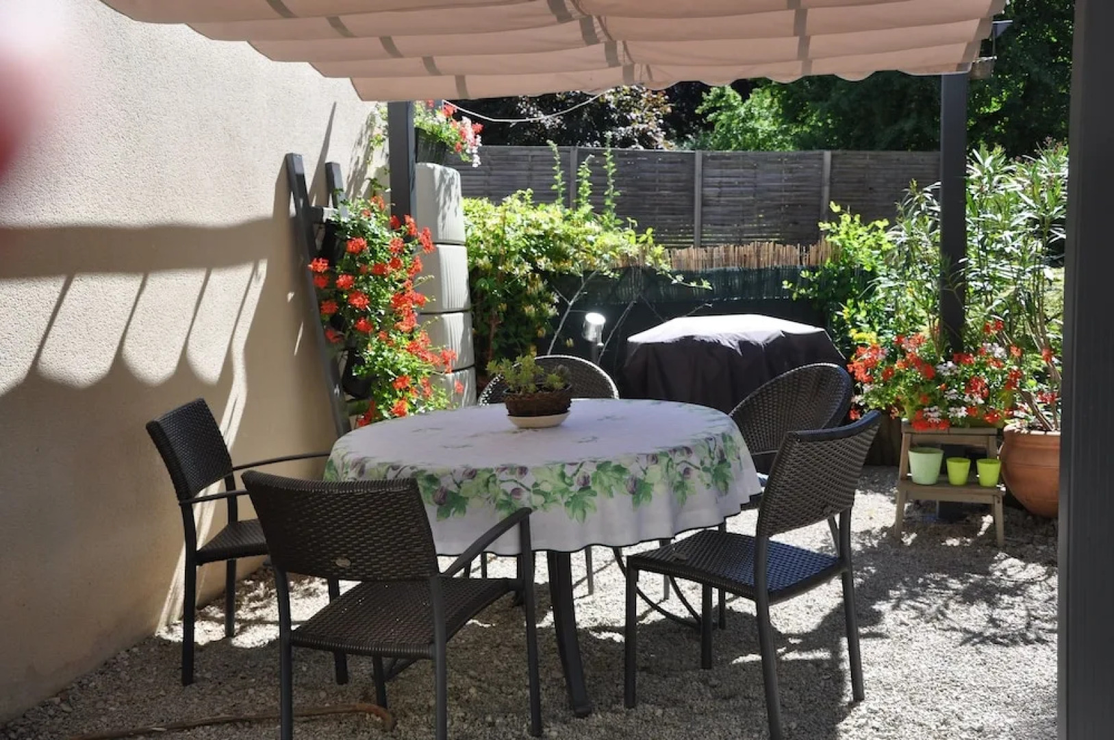 House With 2 Bedrooms in Ornans, With Private Pool, Terrace and Wifi -