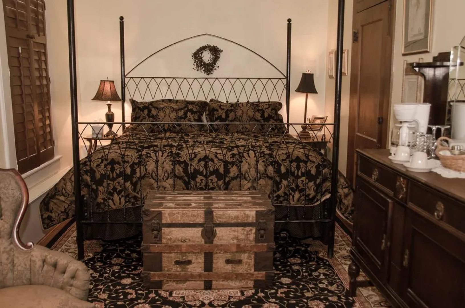 Nutt House Hotel
