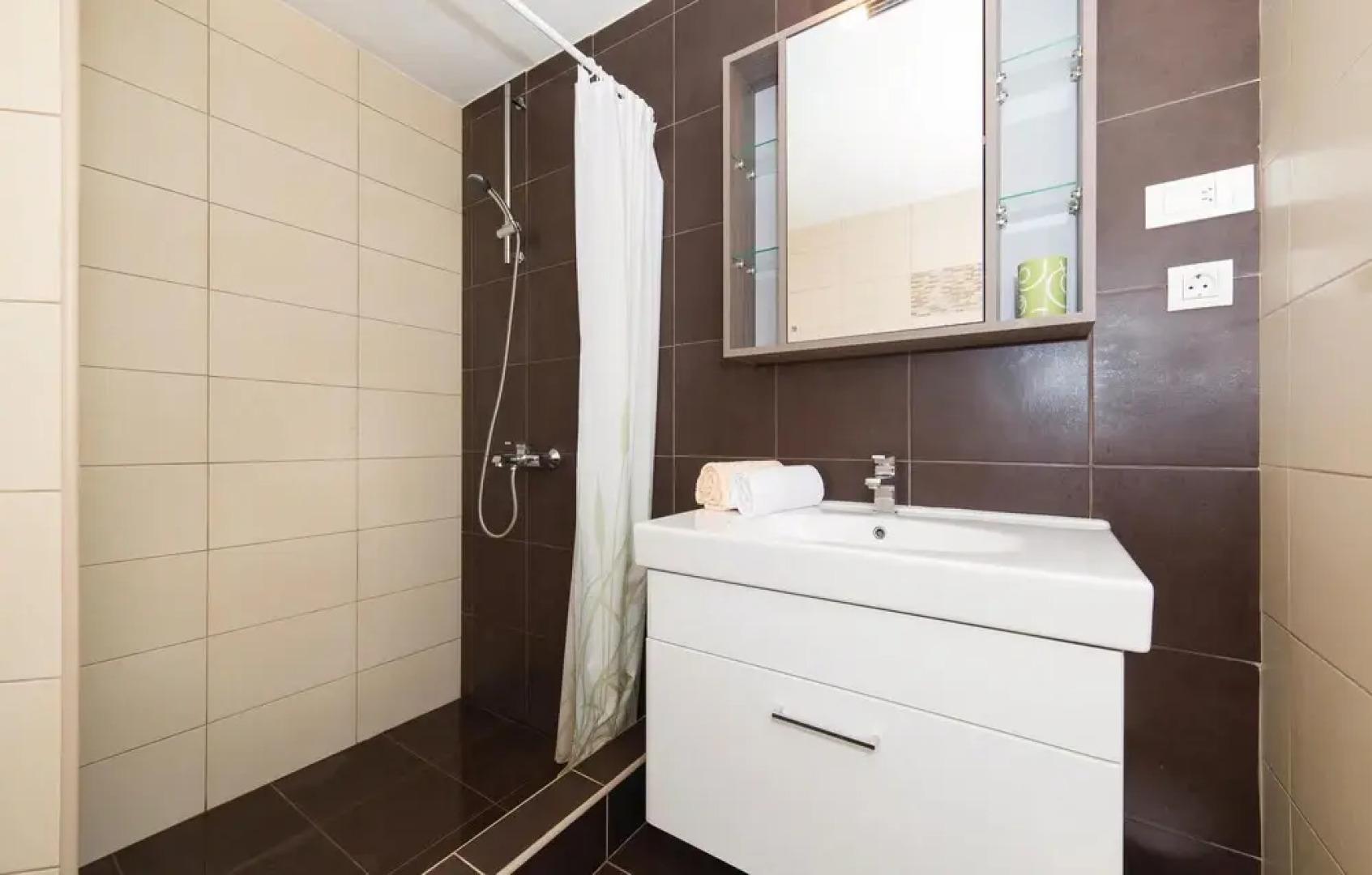 Awesome Home in Drvenik Veliki With Wifi and 1 Bedrooms