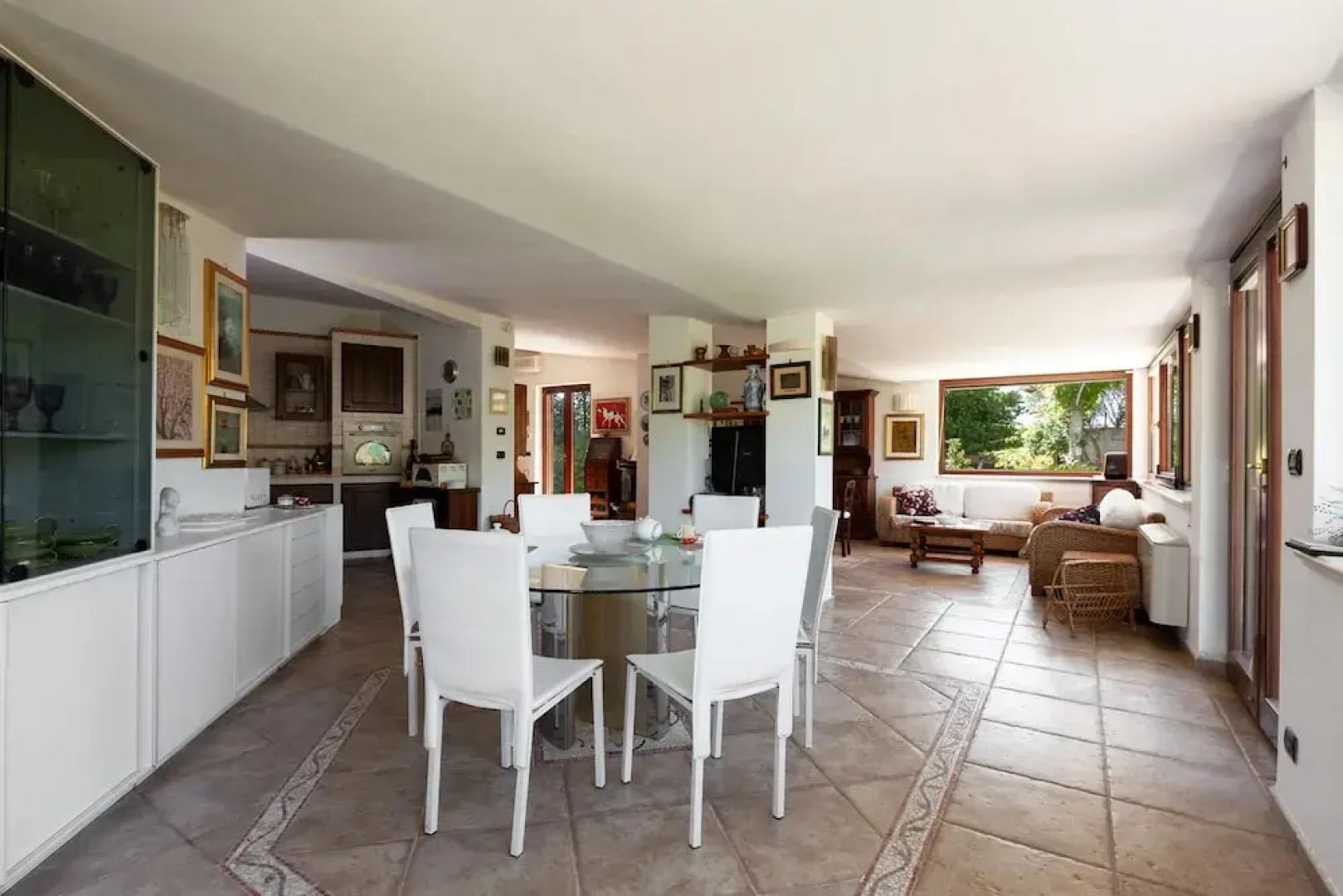 Villa Carmen With Garden And Pool