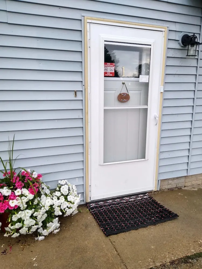 Mcmallard Vacation Lakefront 4 Bedroom Duplex